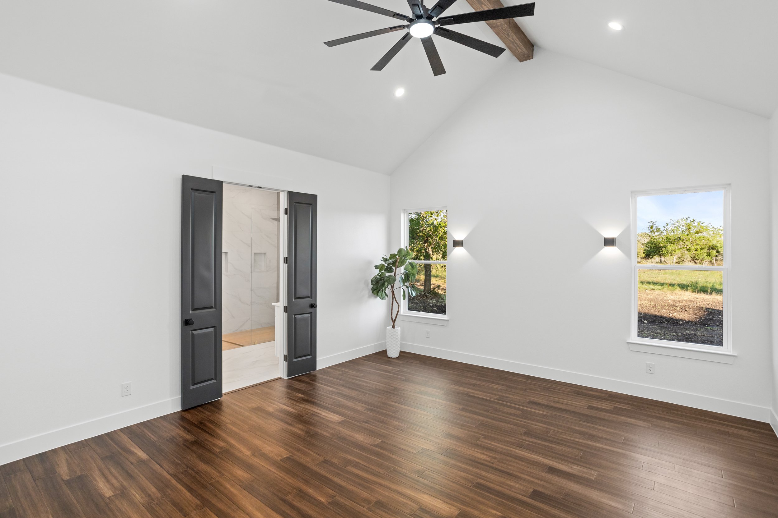 Hill Country Custom Build - Photo 14