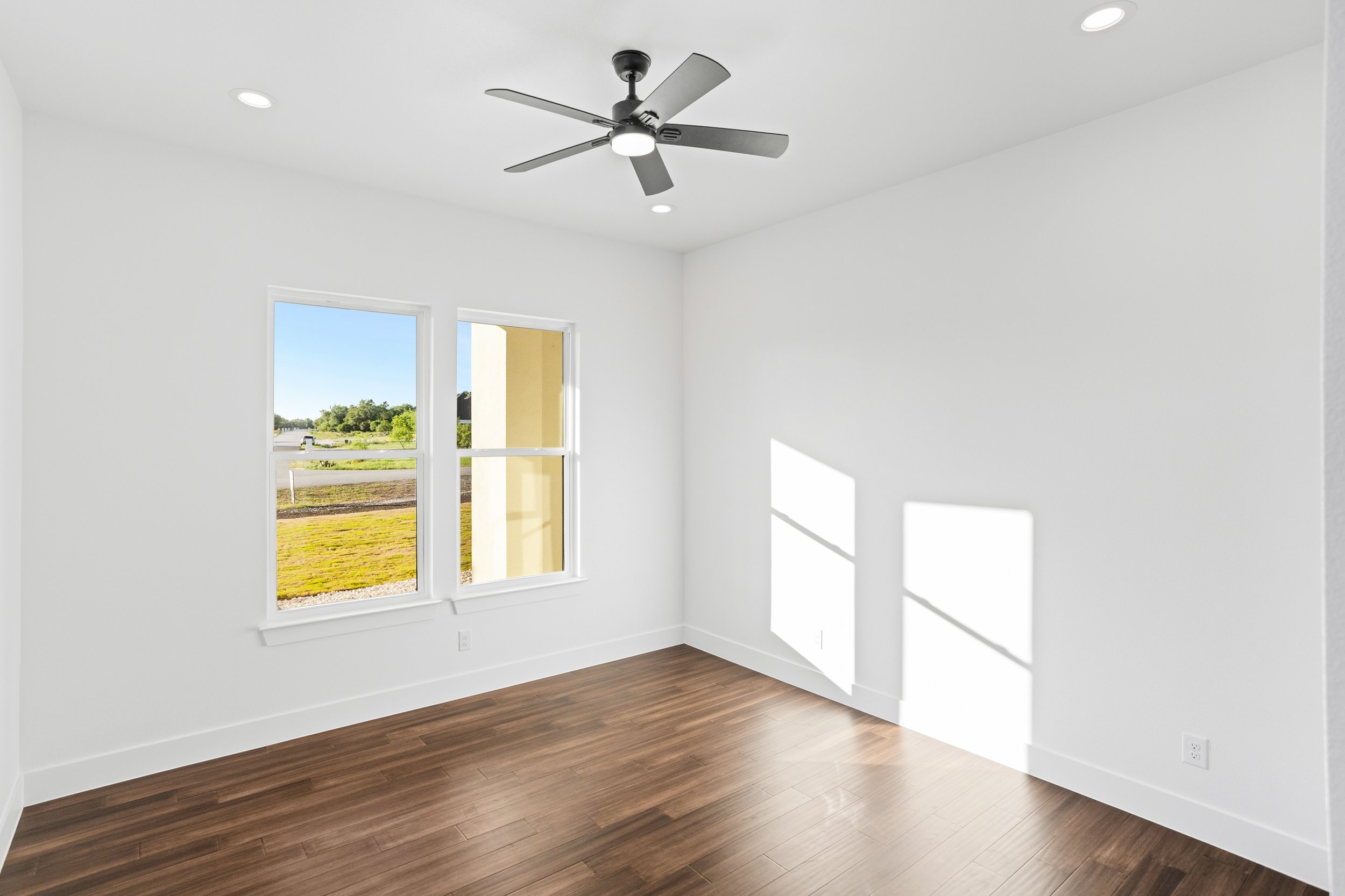 Hill Country Custom Build - Photo 20