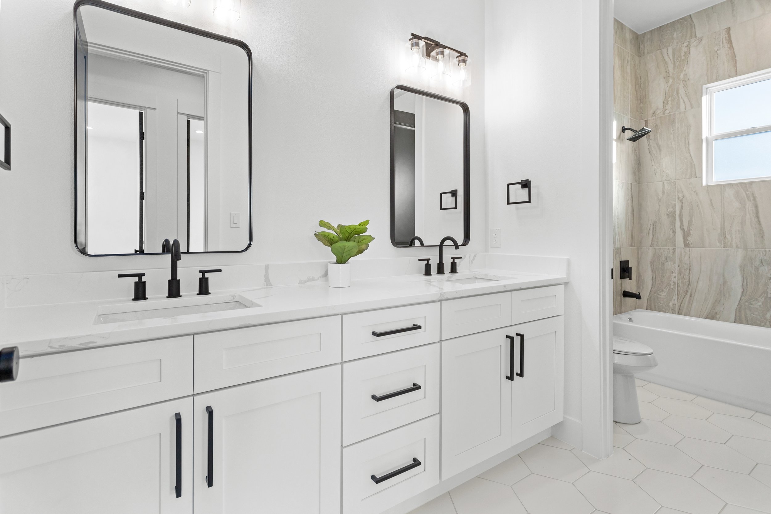 Hill Country Custom Build - Photo 22