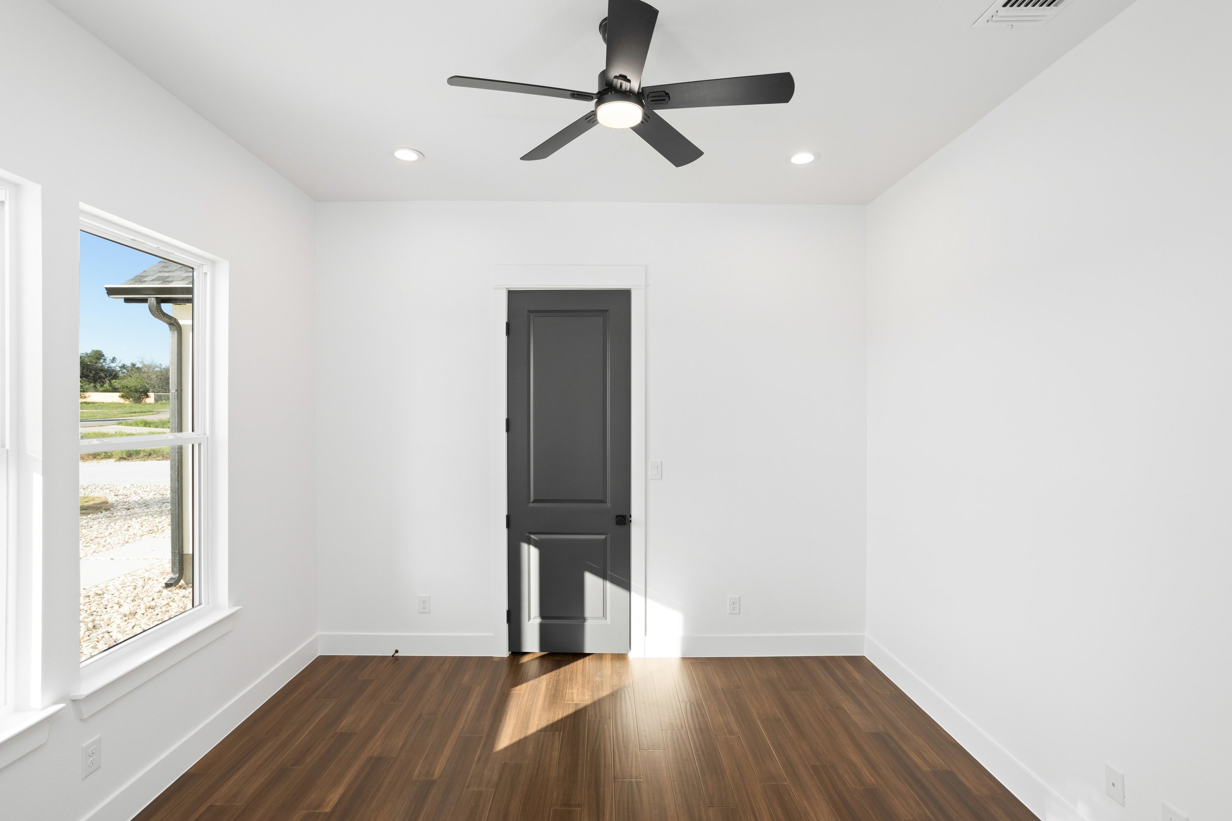 Hill Country Custom Build - Photo 3