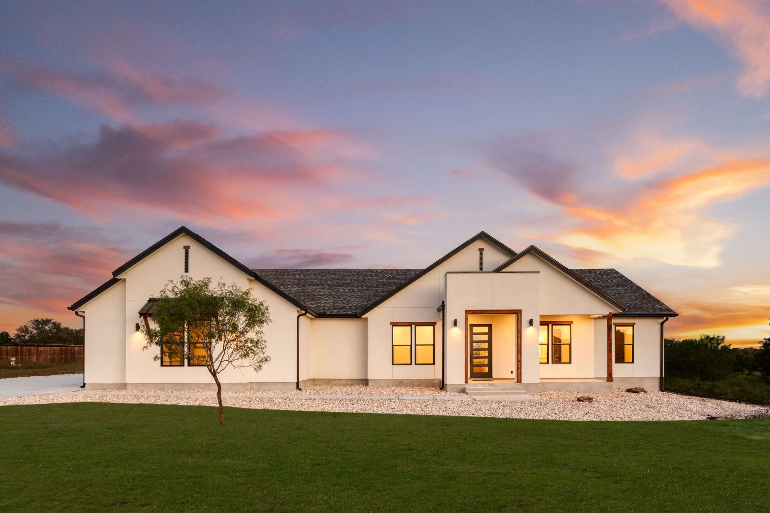 Hill Country Custom Build - Photo 38